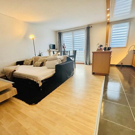 Beautiful Apartment Disneyland Saint-Thibault-des-Vignes Exteriör bild